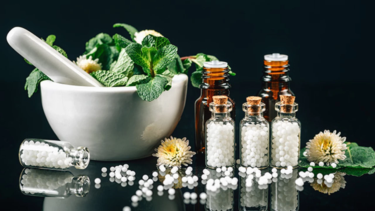 علاج بالمواد الطبيعية